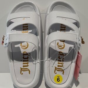 NWT Juicy Couture White Cashew Sandals with adjustable top strap with buckle.